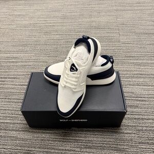 Wolf & Shepard - Derby Sport - Navy/White